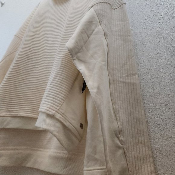 Tahari Sport Off White Sweater with tags 3x - Picture 3 of 5